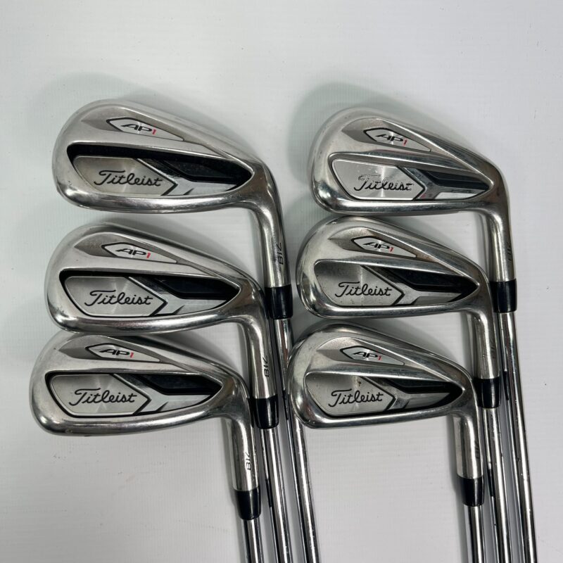 TITLEIST SET HIERROS AP1 718