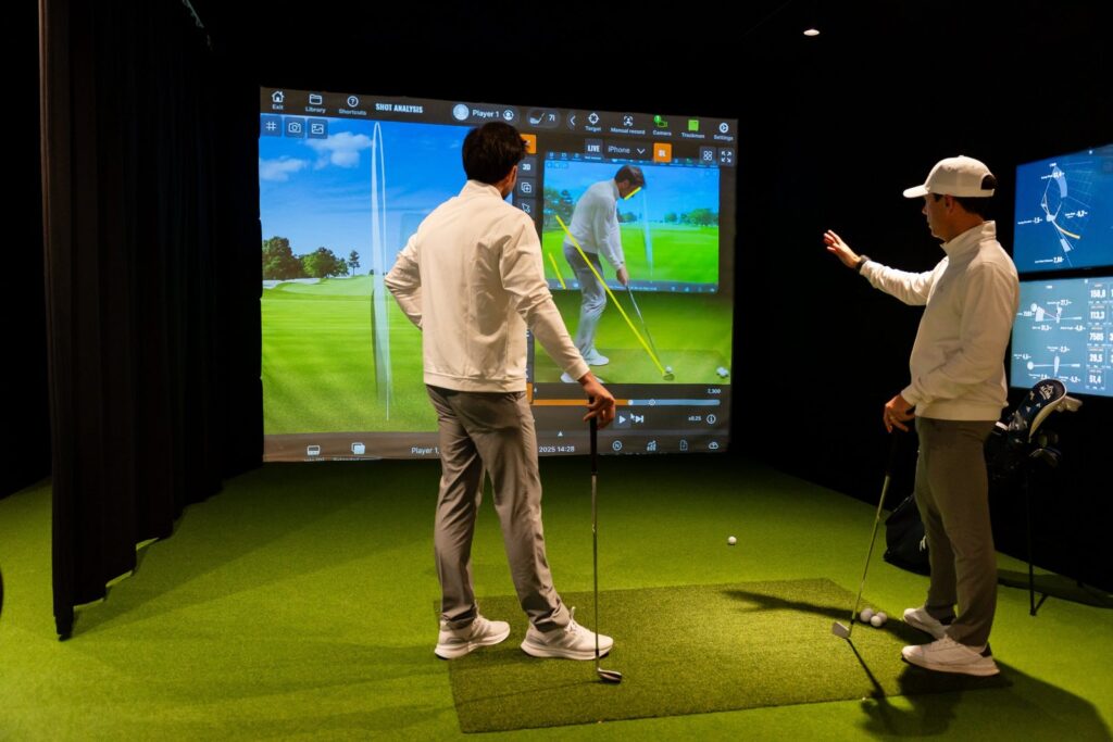 Sesión de fitting de golf con TrackMan y análisis de swing en Aloha Golf Pro Shop, Marbella